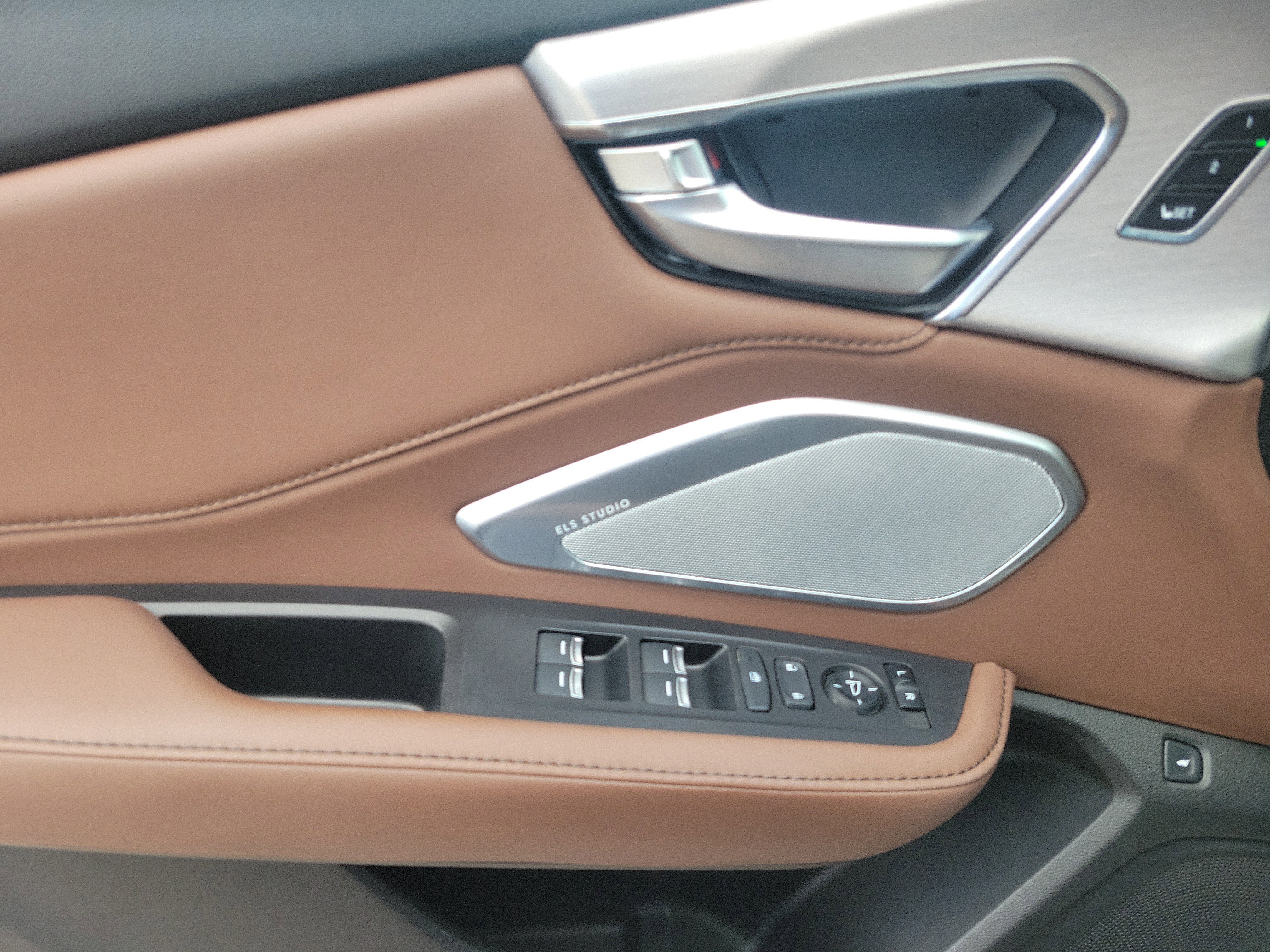 Used 2021 Acura RDX FWD w/ Technology Package image 14