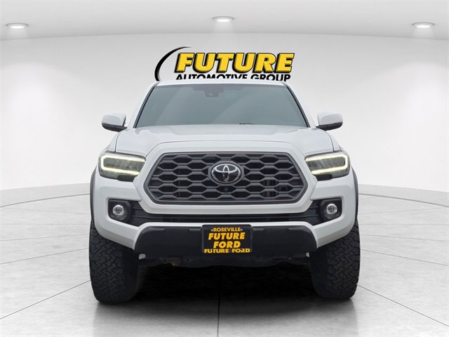 Used 2021 Toyota Tacoma TRD Off-Road image 2