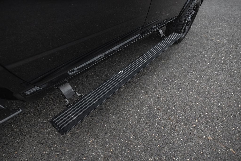 Used 2023 RAM 3500 Limited AWD/4WD image 30