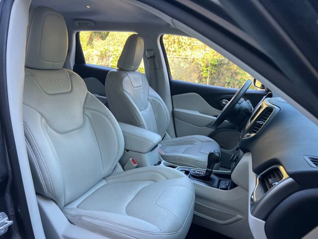 Used 2021 Jeep Cherokee Latitude Lux image 35