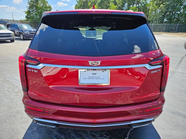 Used 2025 Cadillac XT6 Luxury FWD image 6