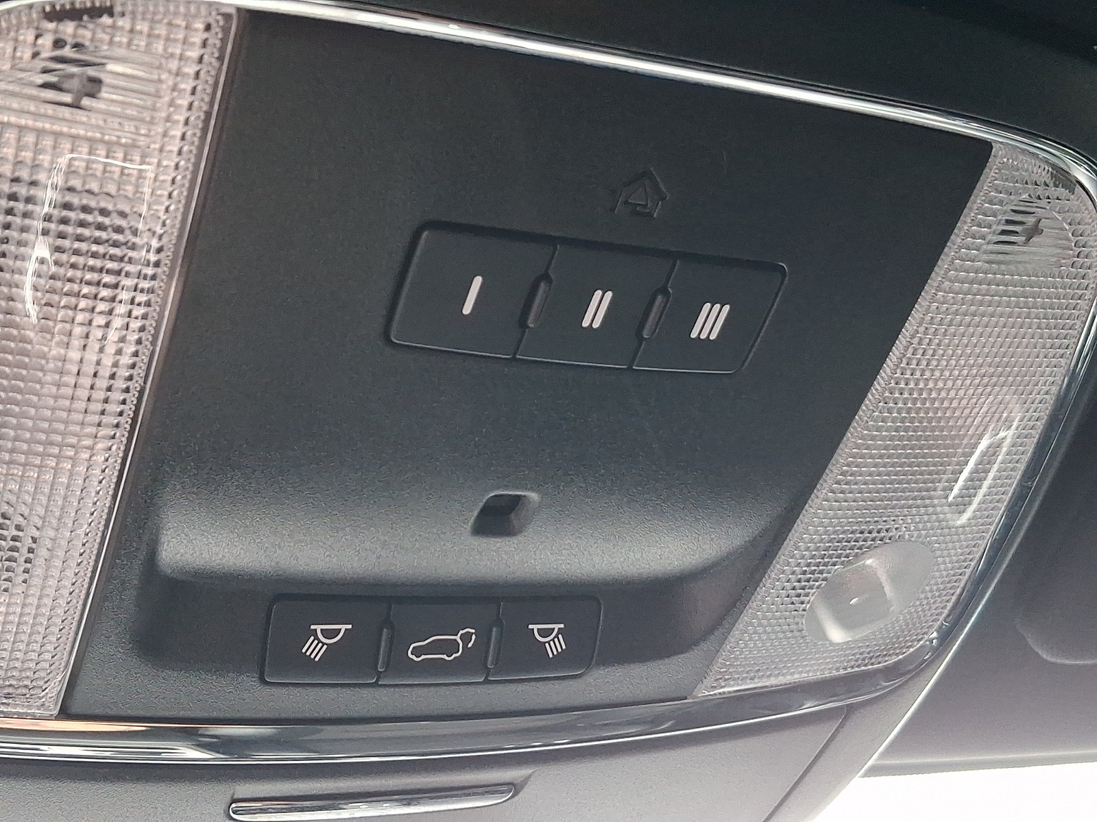Used 2021 Jeep Grand Cherokee Laredo X AWD/4WD image 24