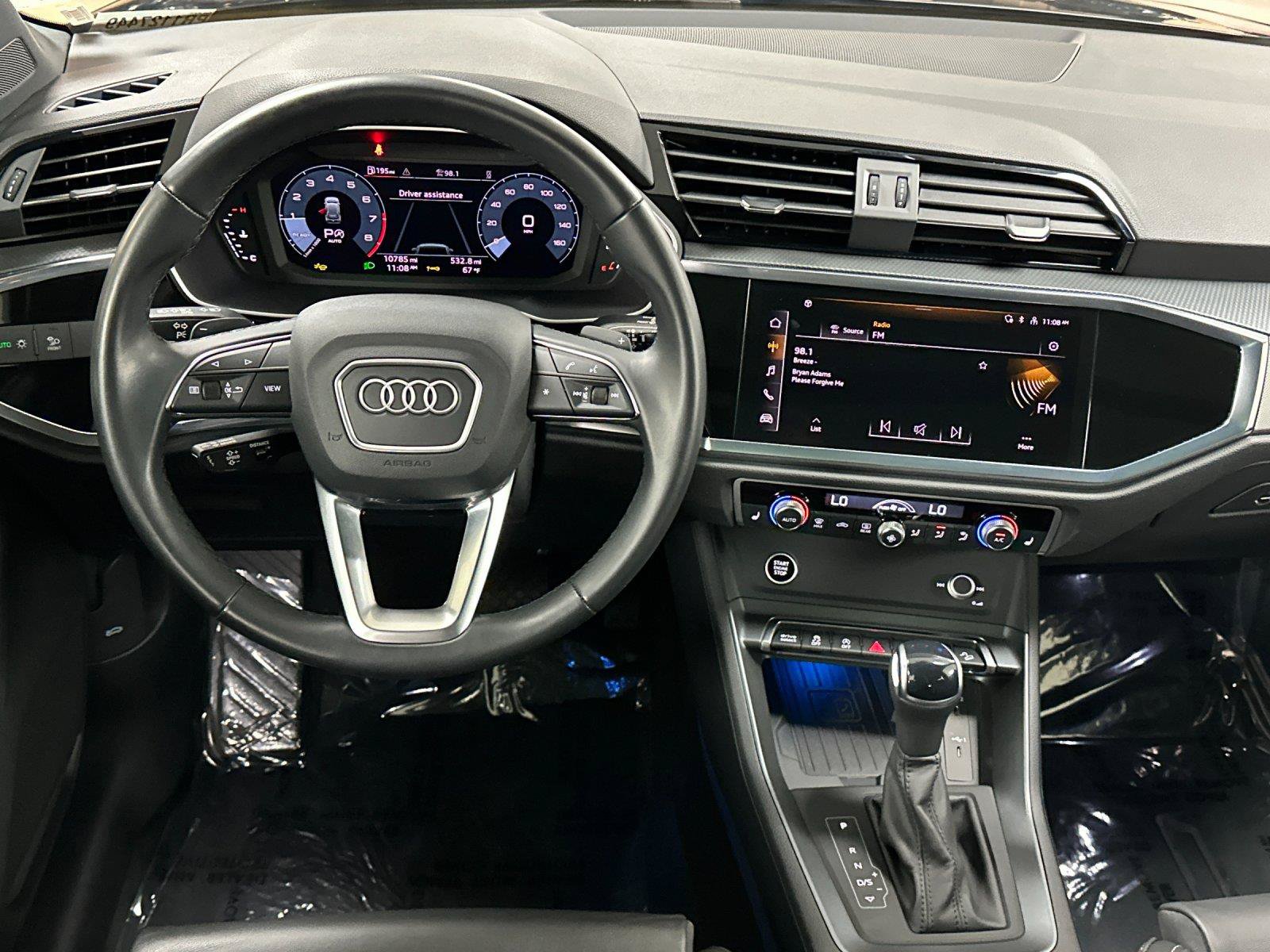 Used 2024 Audi Q3 2.0T Premium Plus w/ Premium Plus Package AWD/4WD image 13