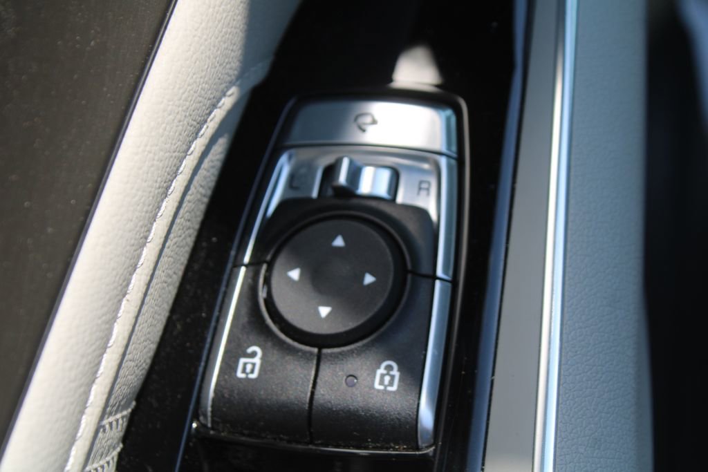 Certified 2023 Kia Sorento SX FWD image 22