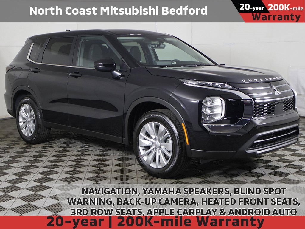 New 2025 Mitsubishi Outlander ES