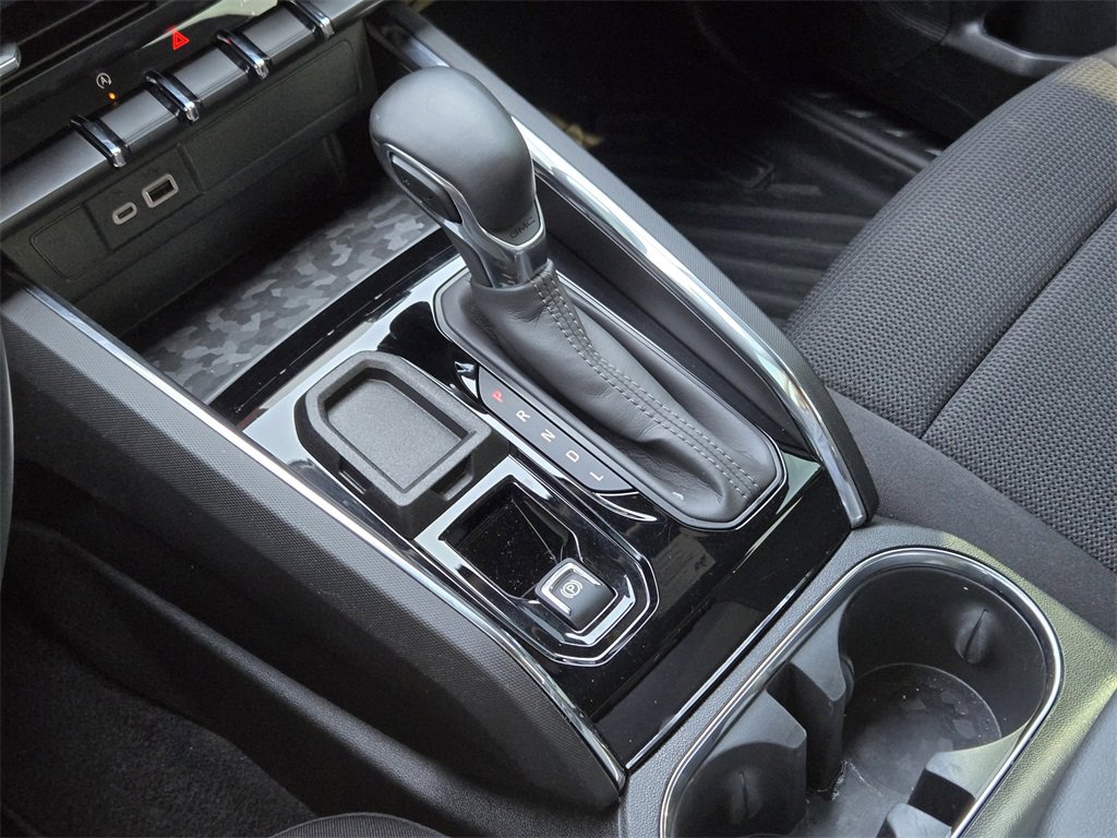 Used 2024 GMC Canyon Elevation image 9