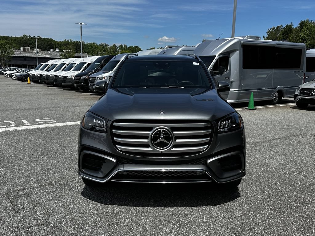 Certified 2025 Mercedes-Benz GLS 450 4MATIC image 3