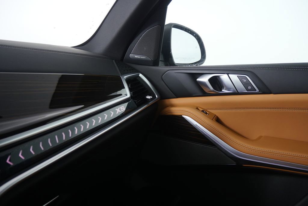 Used 2026 BMW X5 xDrive40i image 29