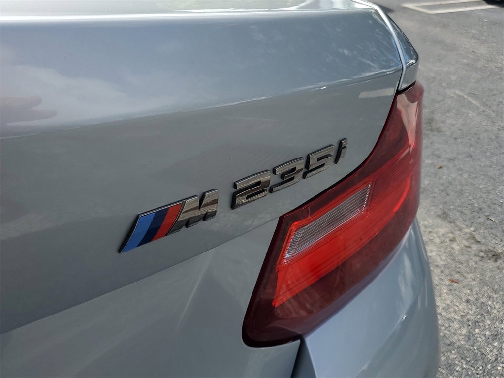 Used 2016 BMW M235i Convertible image 7