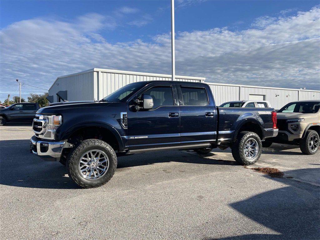Used 2021 Ford F350 Lariat w/ Tremor Off-Road Package image 4
