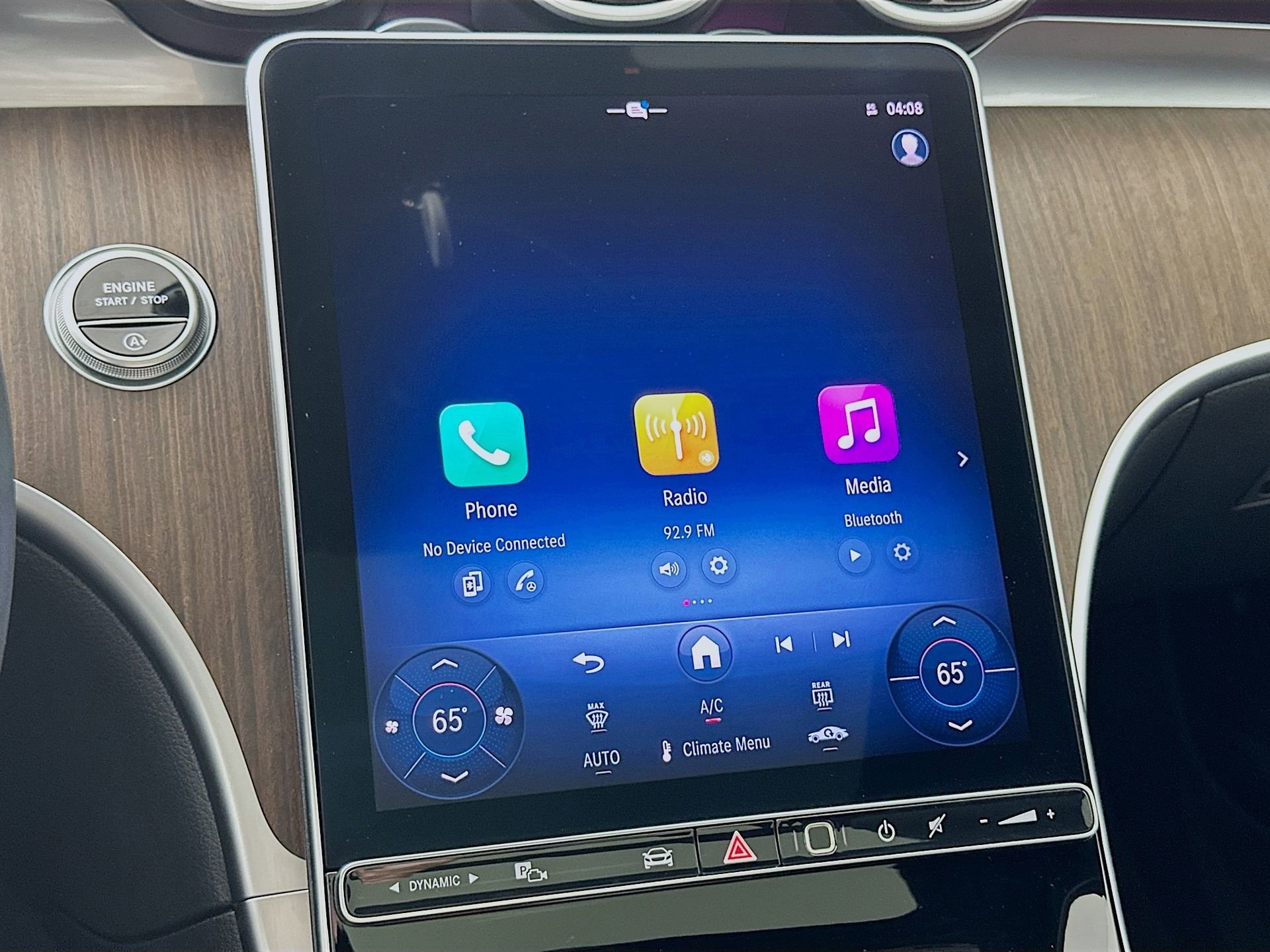 Used 2025 Mercedes-Benz C 300 Sedan image 15