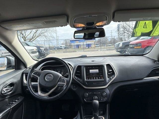 Used 2014 Jeep Cherokee Latitude w/ Comfort/Convenience Group FWD image 21