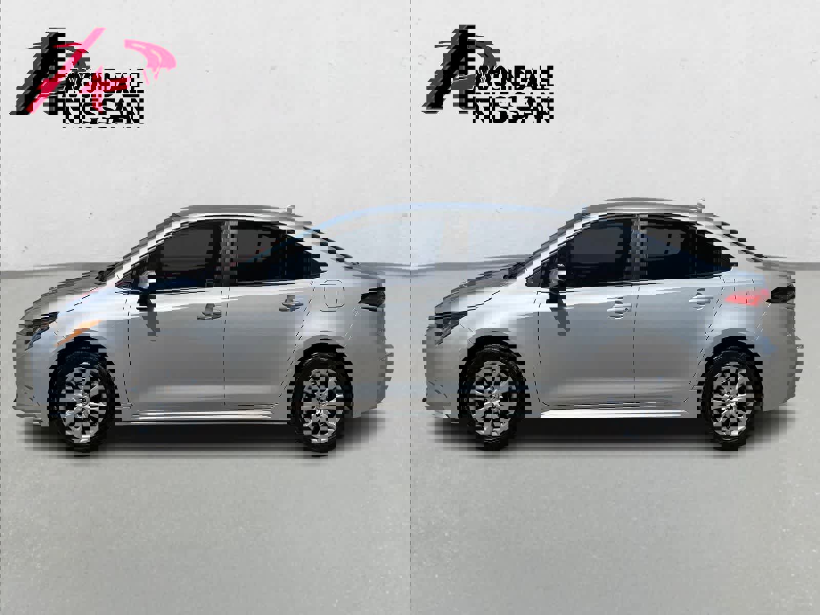 Used 2022 Toyota Corolla LE image 3