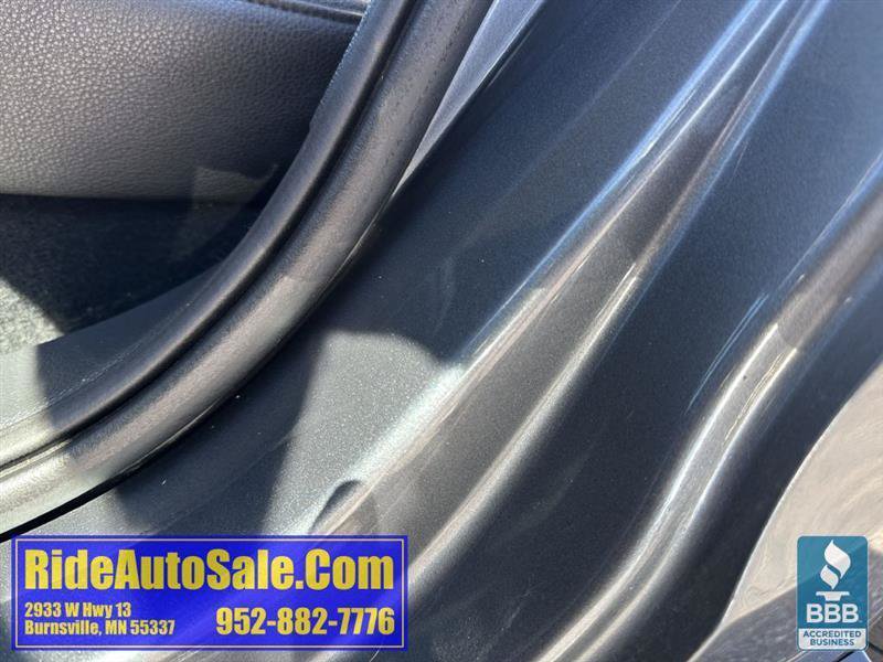 Used 2011 Volkswagen Jetta SE FWD image 30