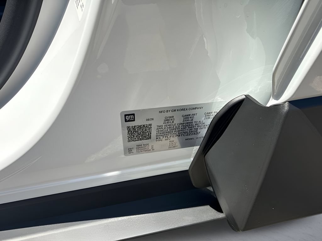 Used 2026 Chevrolet Trax LS FWD image 30