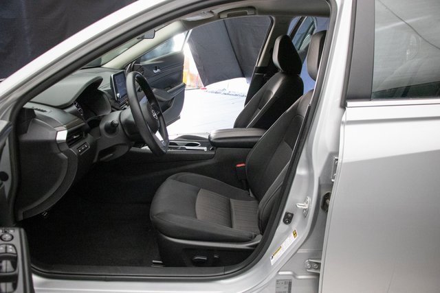 Used 2024 Nissan Altima 2.5 SV image 26