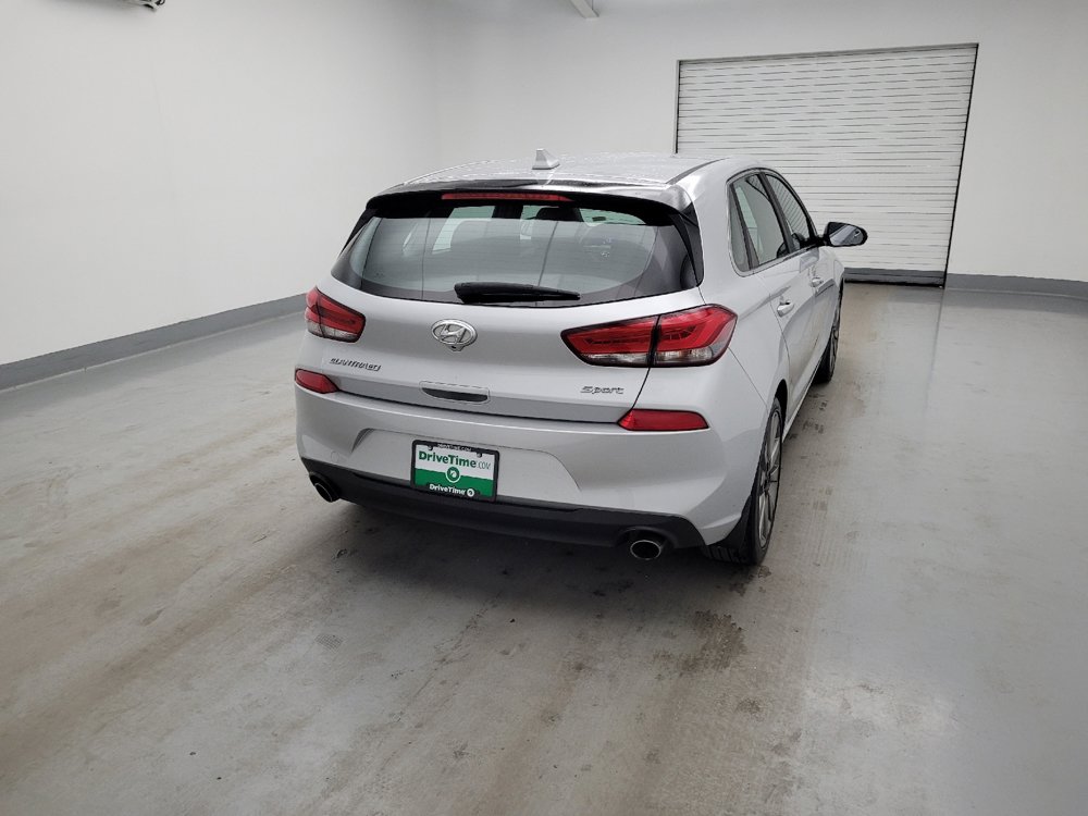 Used 2018 Hyundai Elantra GT Sport FWD image 7