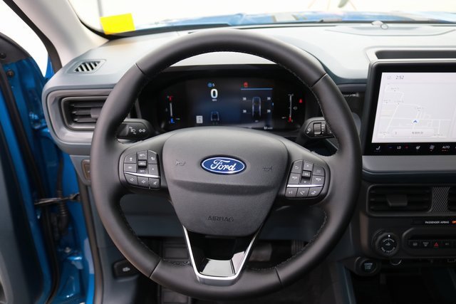 New 2025 Ford Maverick Lariat w/ Black Appearance Package image 11