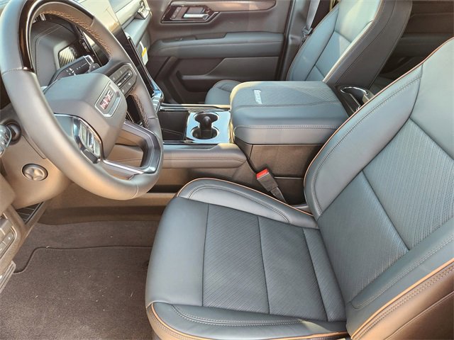 New 2026 GMC Yukon AT4 w/ AT4 Premium Plus Package image 11
