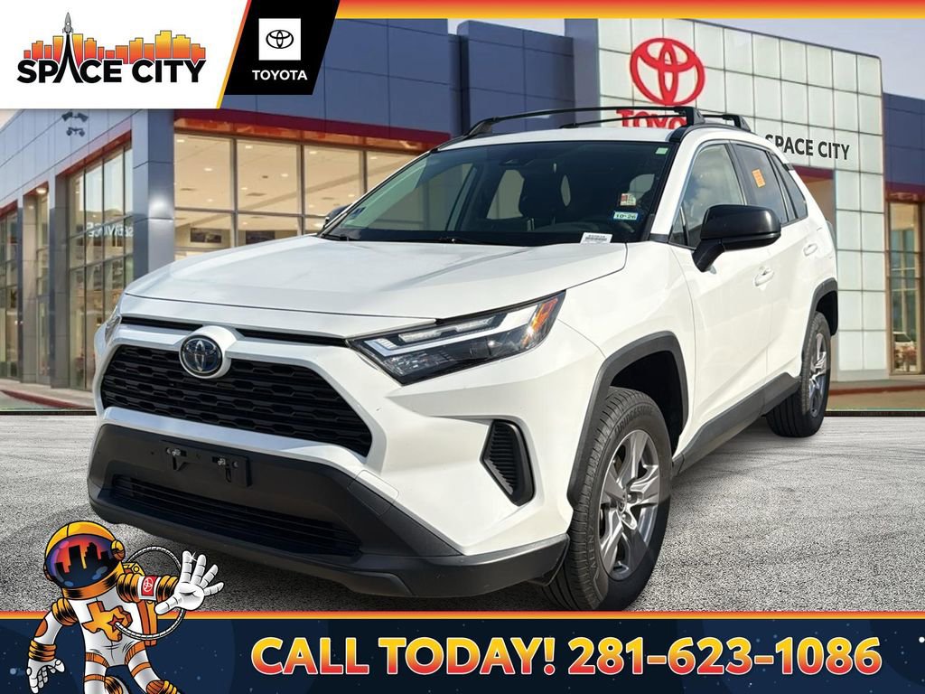 Used 2024 Toyota RAV4 LE image 1