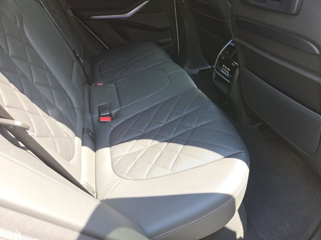 Used 2023 BMW X5 M50i w/ Executive Package AWD/4WD image 14
