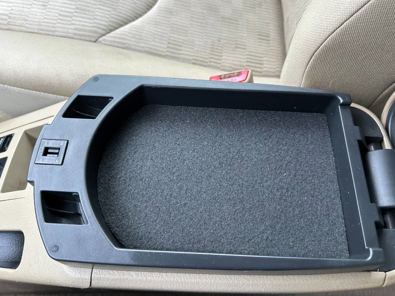 Used 2012 Toyota RAV4 4WD image 42