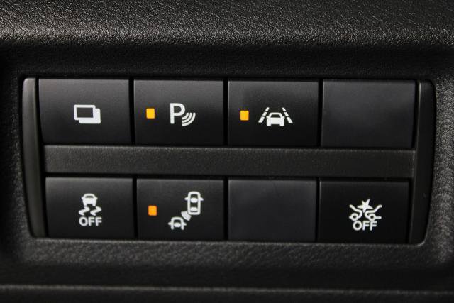 Certified 2025 Nissan Kicks Play S FWD image 23