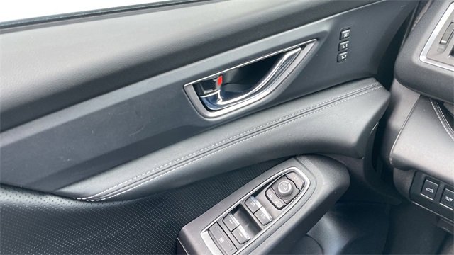 Used 2024 Subaru Ascent Limited w/ Technology Package image 13