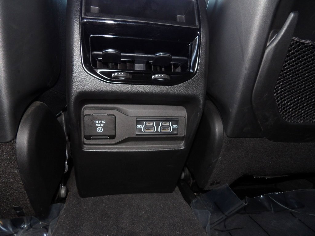 Used 2022 Jeep Grand Cherokee Altitude image 15