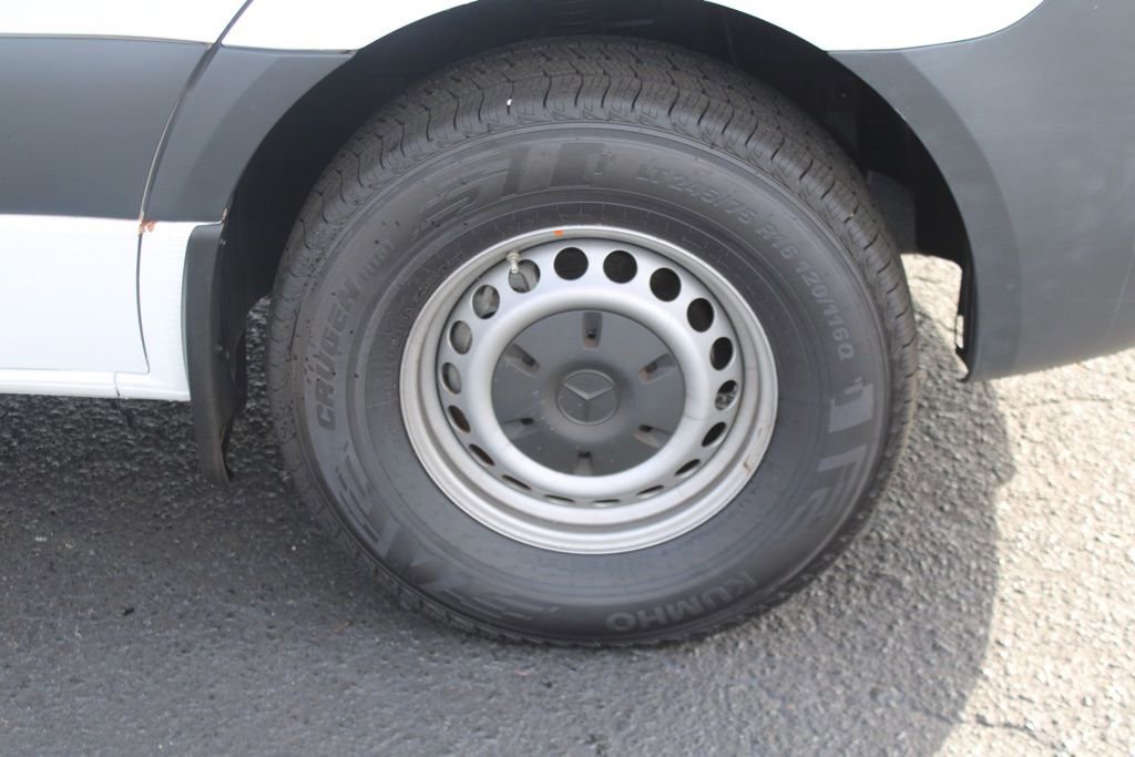 Used 2023 Mercedes-Benz Sprinter 2500 image 19