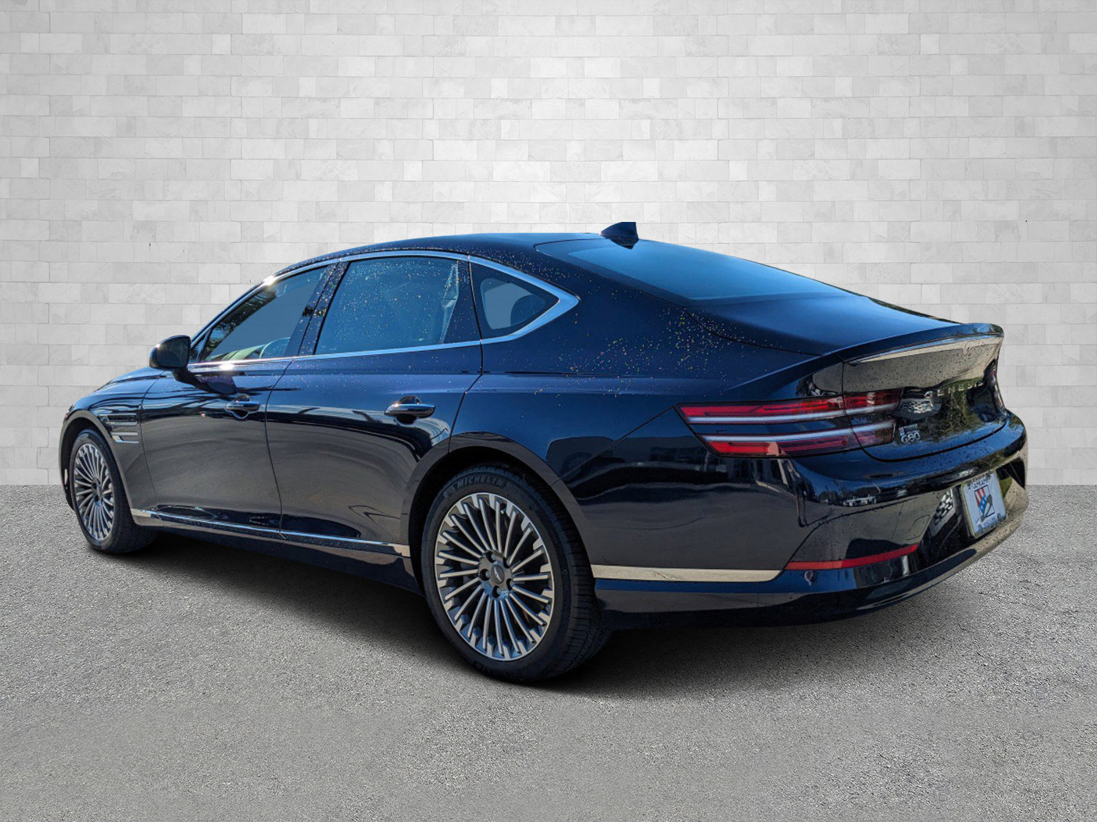 Used 2023 Genesis G80 image 4