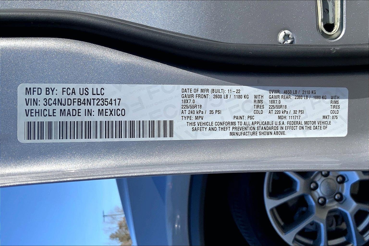 Certified 2022 Jeep Compass Latitude image 30