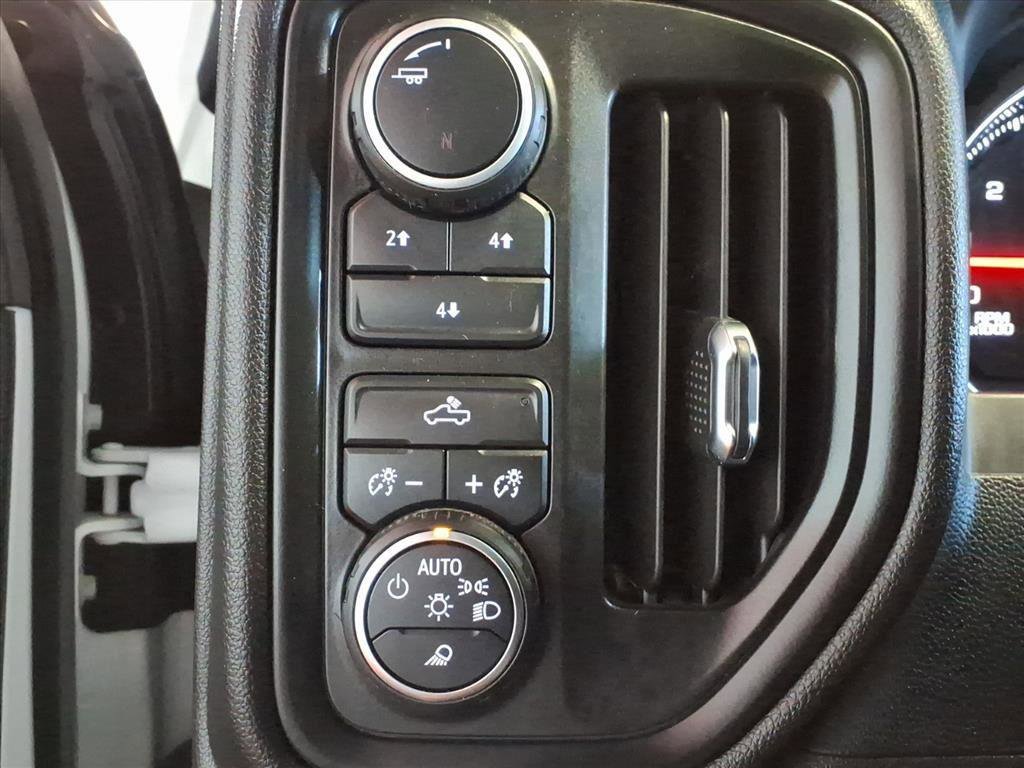 Used 2023 Chevrolet Silverado 2500 Custom w/ Custom Convenience Package image 19