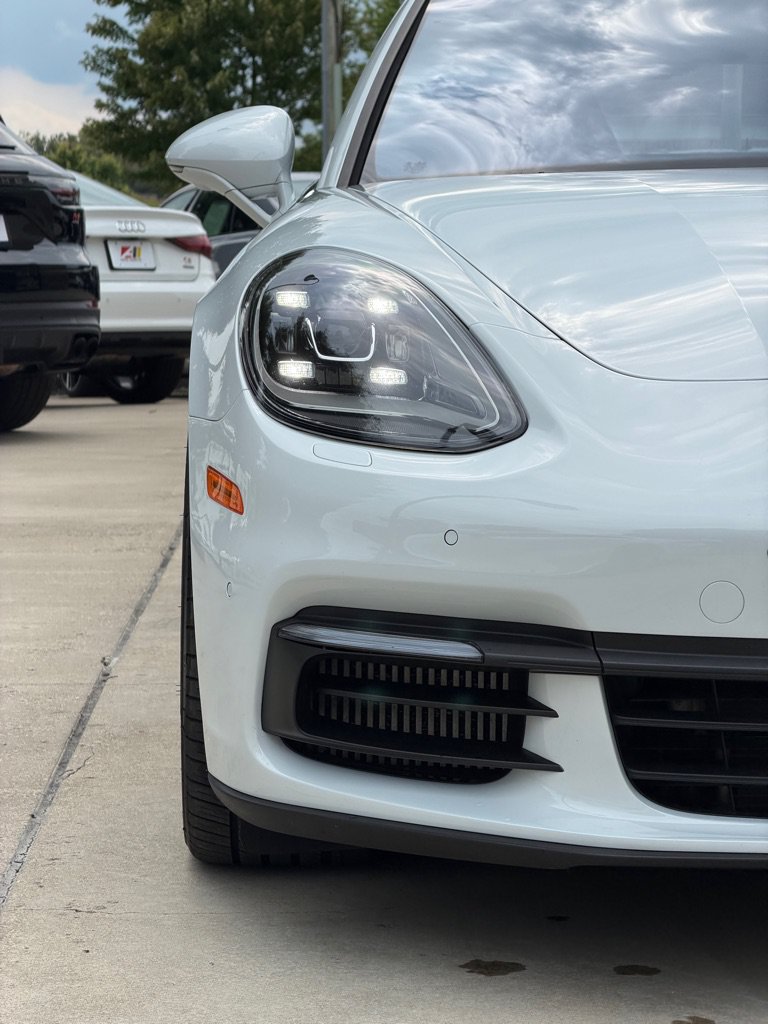 Used 2017 Porsche Panamera 4S AWD/4WD image 11