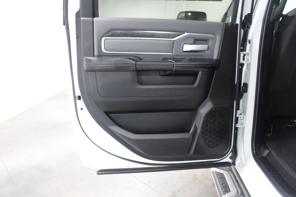 Used 2022 RAM 2500 Big Horn image 26