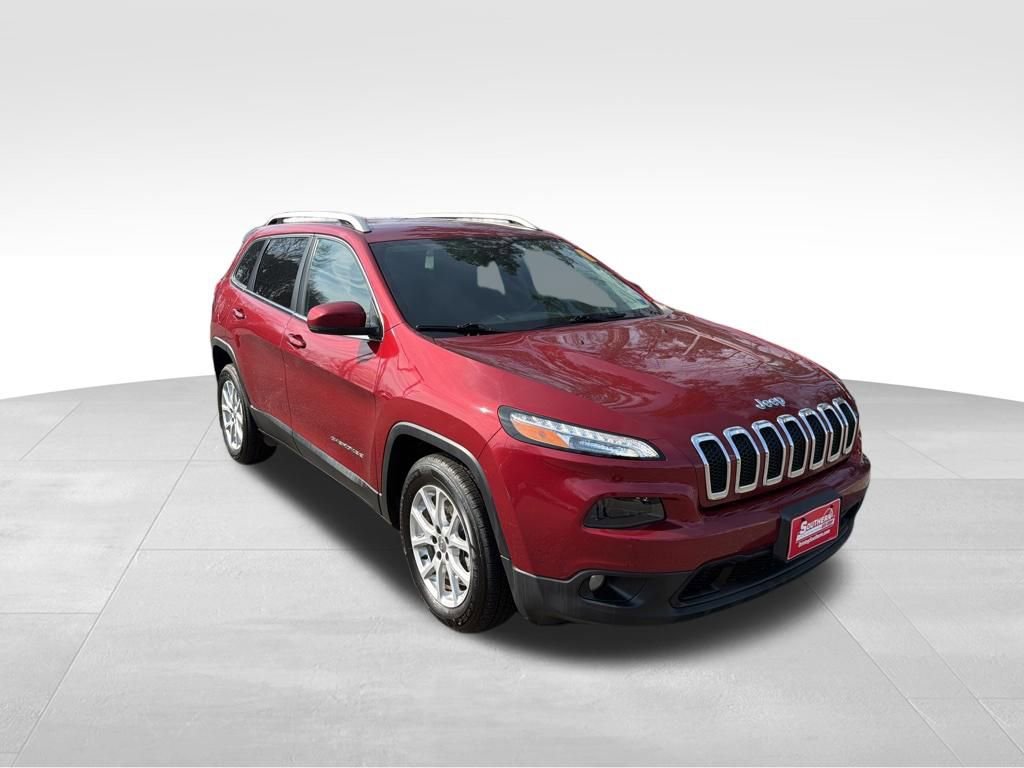 Used 2016 Jeep Cherokee Latitude w/ Safety/Convenience Group image 8
