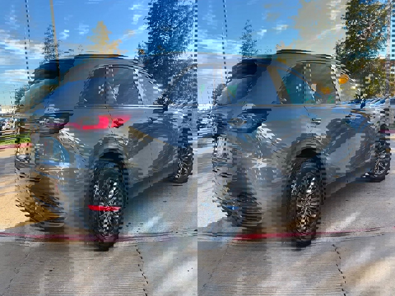 Used 2025 MAZDA CX-70 3.3 Turbo w/ Preferred Package image 6