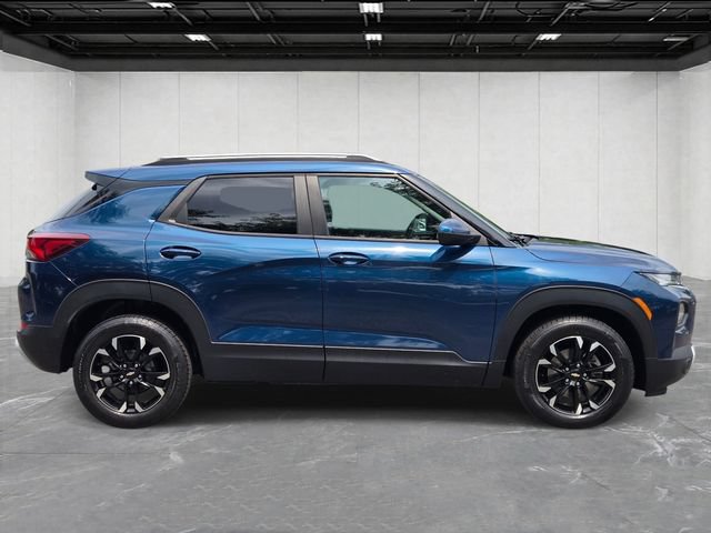 Used 2021 Chevrolet TrailBlazer LT w/ Convenience Package FWD image 6