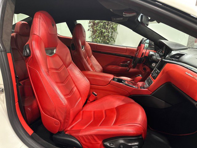 Used 2013 Maserati GranTurismo MC RWD image 47