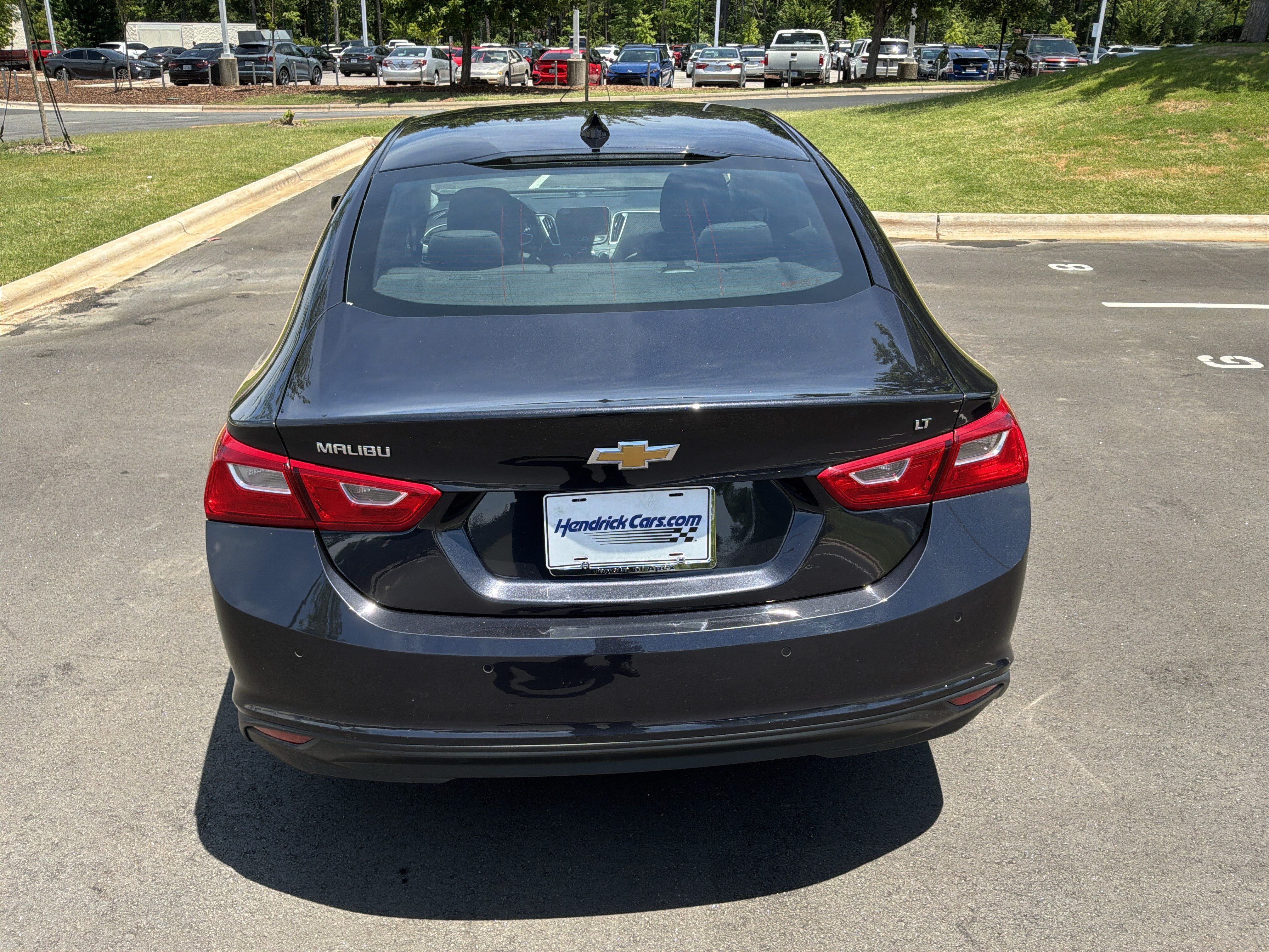 Used 2023 Chevrolet Malibu LT w/ Driver Confidence Package FWD image 9