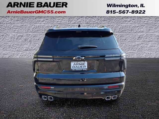 New 2027 Chevrolet Traverse RS w/ LPO, Floor Liner Package AWD/4WD image 8