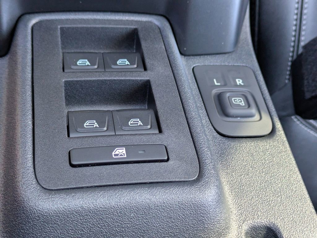 New 2025 Ford Bronco Badlands image 26