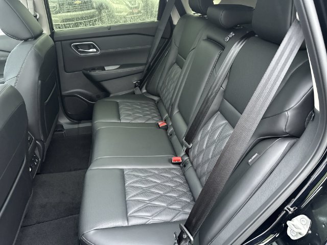 New 2026 Nissan Rogue Platinum w/ Platinum Premium Package AWD/4WD image 34