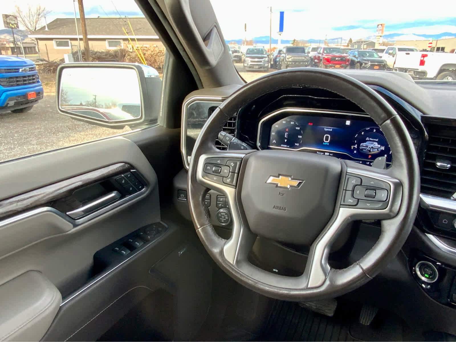 Used 2022 Chevrolet Silverado 1500 LTZ w/ LTZ Premium Package image 45