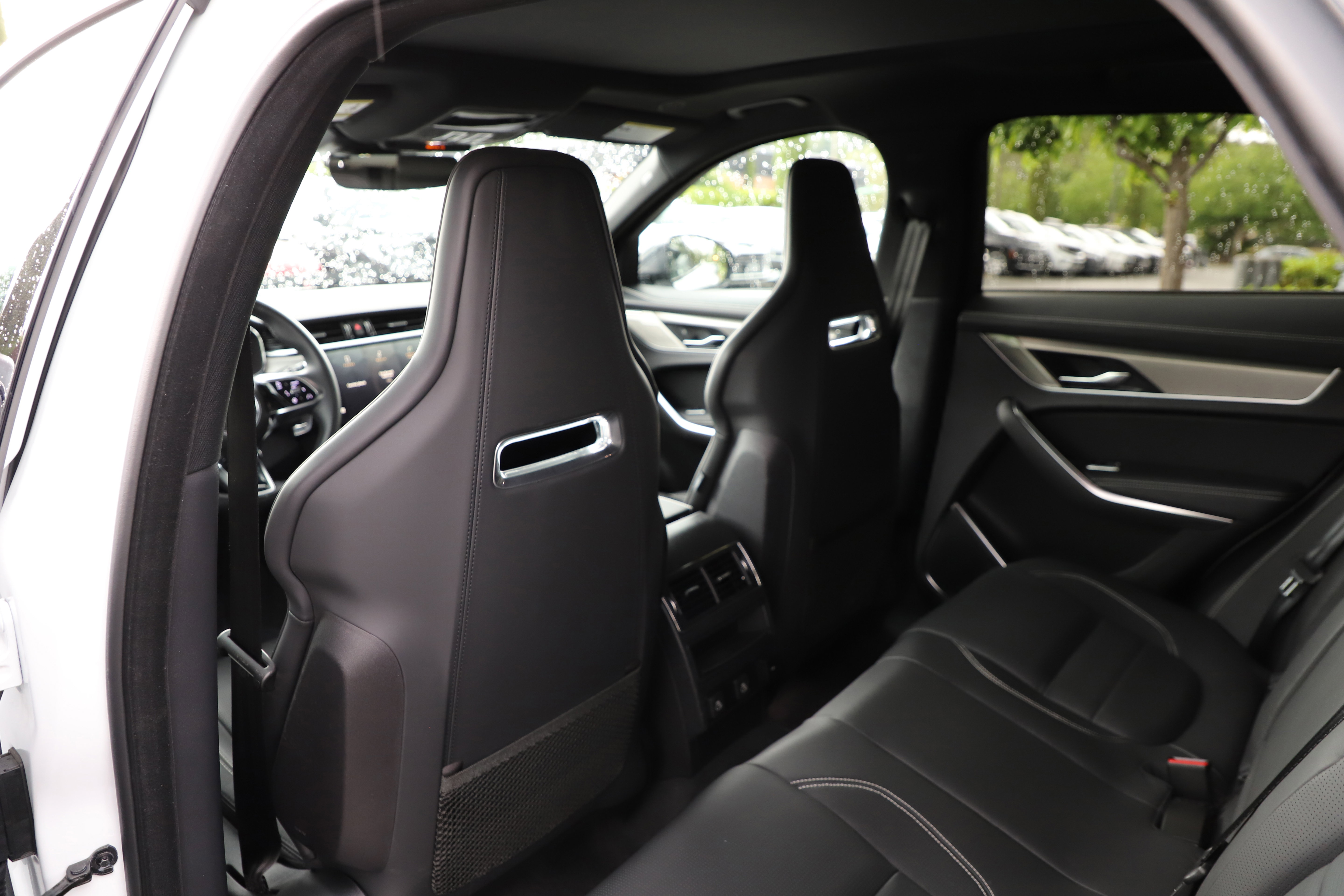 Certified 2025 Jaguar F-PACE R-Dynamic S AWD/4WD image 14