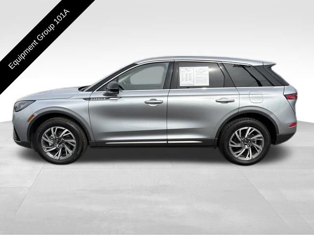 Used 2024 Lincoln Corsair AWD w/ Equipment Group 101A image 3