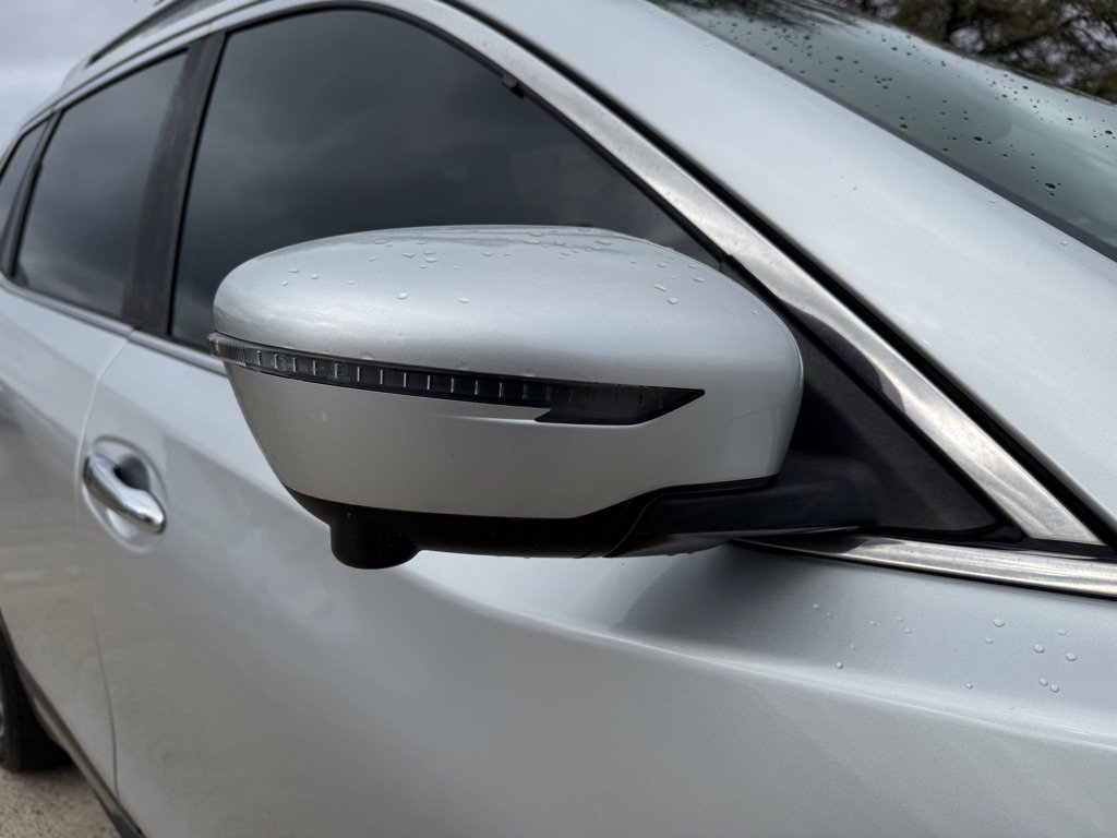 Used 2019 Nissan Rogue SL image 9