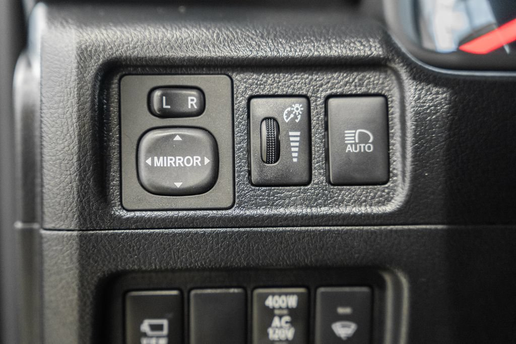 Used 2023 Toyota 4Runner Limited AWD/4WD image 41