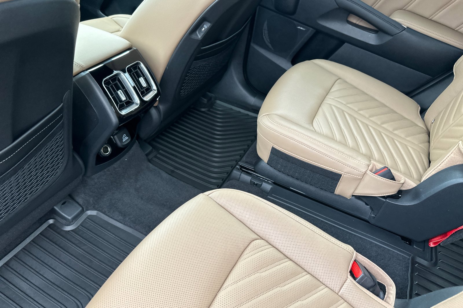 New 2026 Kia Sorento SX Prestige image 13