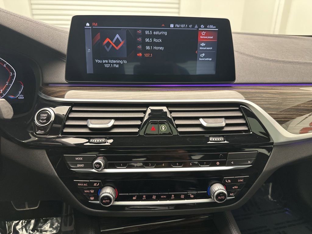 Used 2020 BMW 540i xDrive w/ M Sport Package image 19